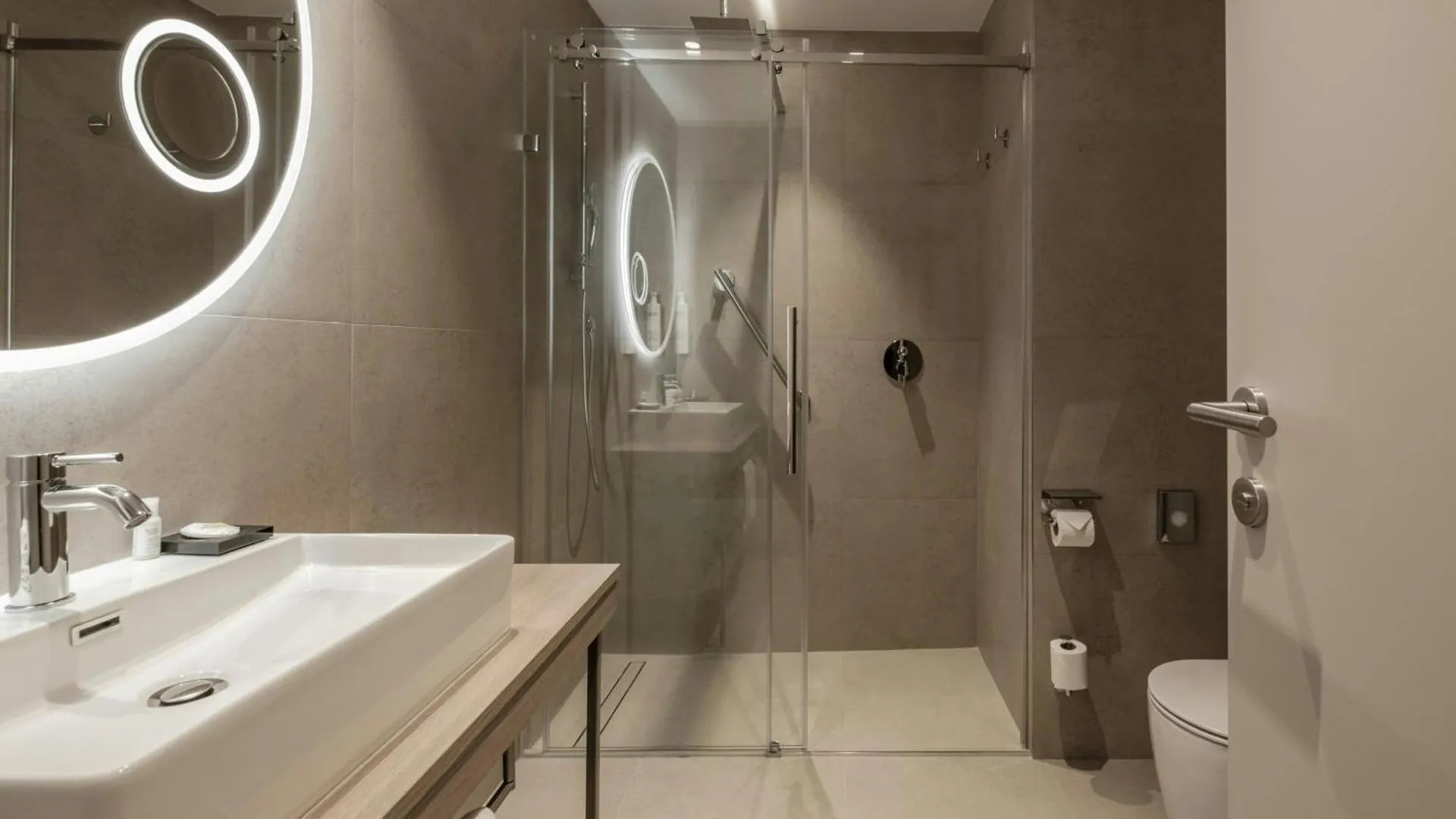 Courtyard By Marriott Sliema Hotel