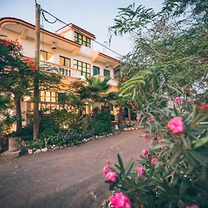 https://casa-strela-bb-tarrafal.cape-verdehotels.com