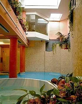 Courtyard By Marriott Sliema Hotell 4*,  Malta