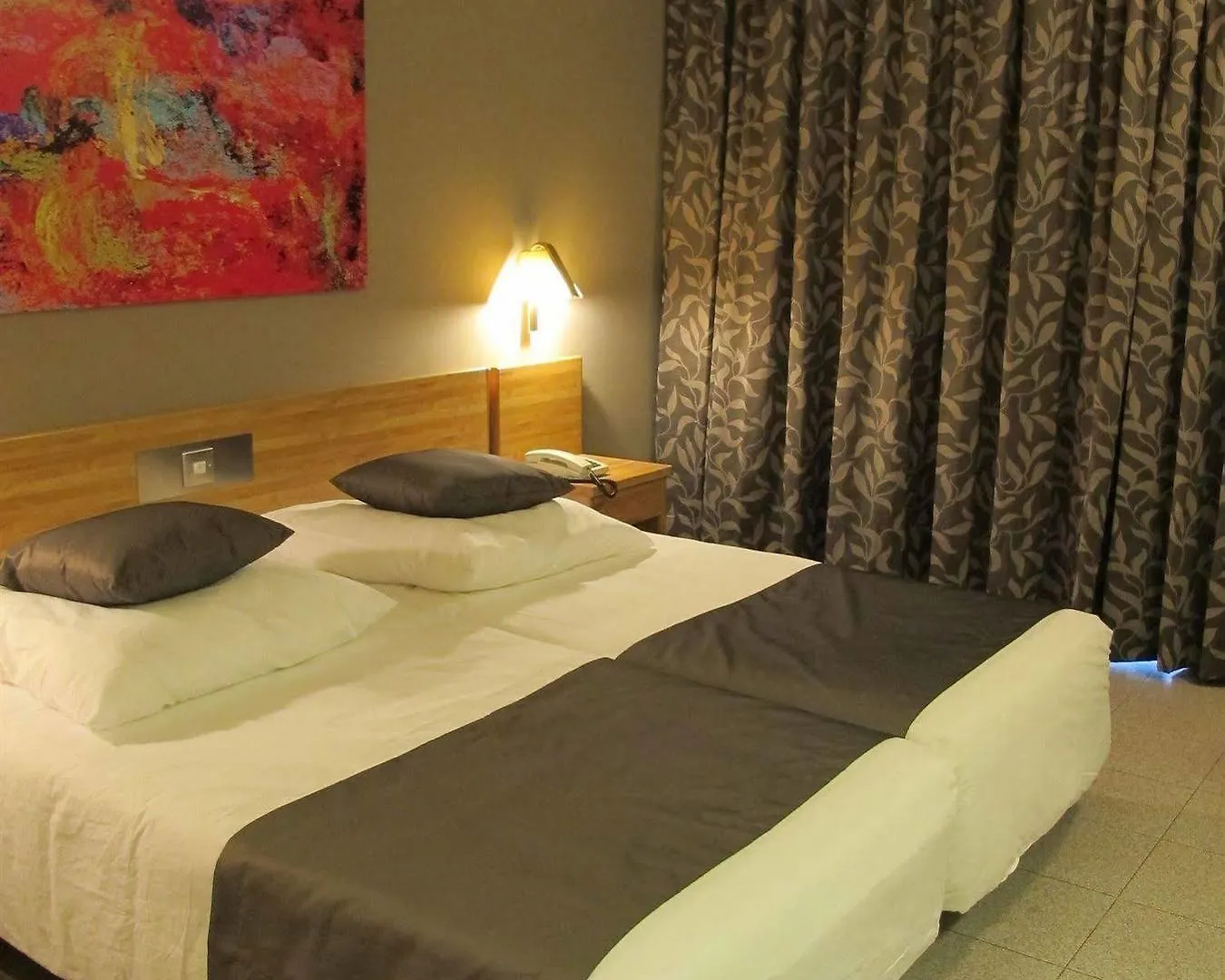 Courtyard By Marriott Sliema Hotell 4*,  Malta