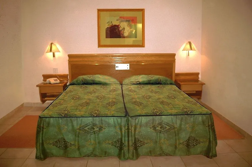 Courtyard By Marriott Sliema Otel
